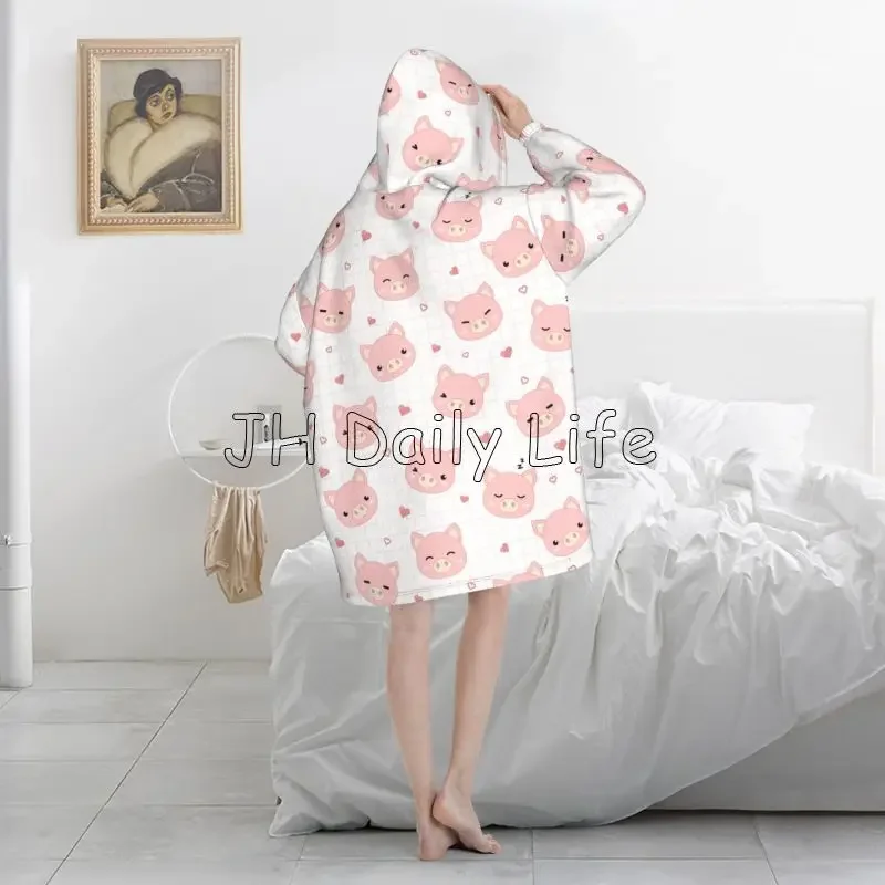 Cartoon Pigs Wearable Flannel  - Sherpa Hoodie Fleece 리뷰 및 가격